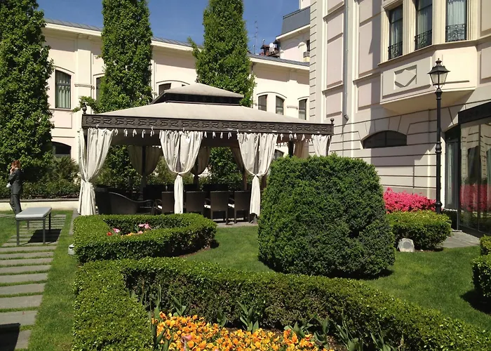Grand Visconti Palace
